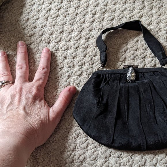 Two Fancy Small Evening Bags - Picture 4 of 4